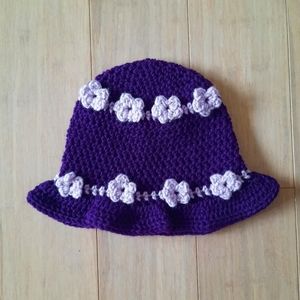Crochet Flower Crown Bucket Hat (dark & light purple)
